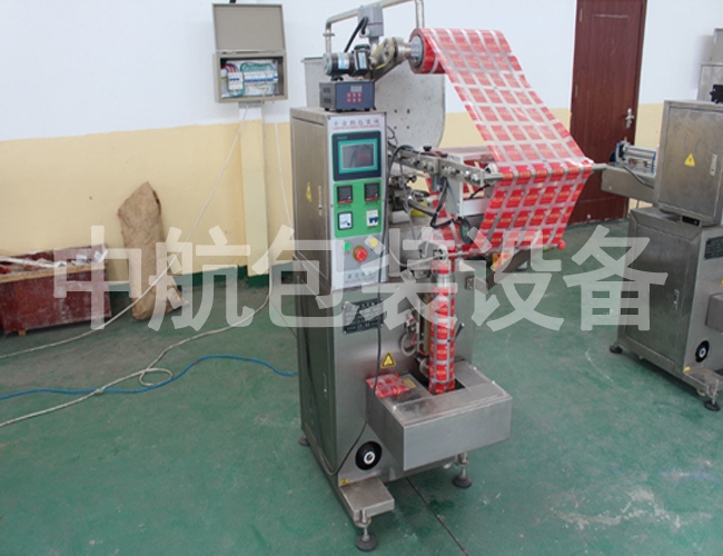 果酱蜂蜜制袋式灌装包装机